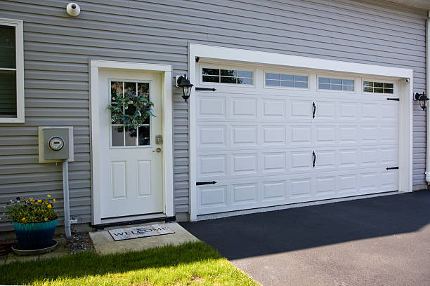 24/7 Emergency Garage Door Panel Replacement experts in Wrightsboro, NC